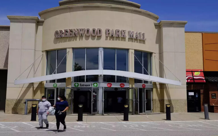 ਮਾਲ ਵਿਚਲੇ ‘ਫੂਡ ਕੋਰਟ’ ਵਿਖੇ ਫਾਇਰਿੰਗ ’ਚ 4 ਲੋਕਾਂ ਦੀ ਮੌਤ, 2 ਜ਼ਖਮੀ