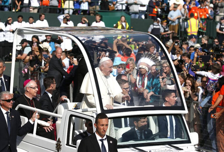 ਐਡਮੰਟਨ ਦੇ ਕਾਮਨਵੈਲਥ ਸਟੇਡੀਅਮ ’ਚ ਪੁੱਜੇ ਪੋਪ ਫਰਾਂਸਿਸ
