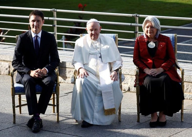 ਪੋਪ ਦੀ ਮੁਆਫ਼ੀ ਕਾਫੀ ਨਹੀਂ, ਬਹੁਤ ਕੁਝ ਕੀਤਾ ਜਾਣਾ ਬਾਕੀ