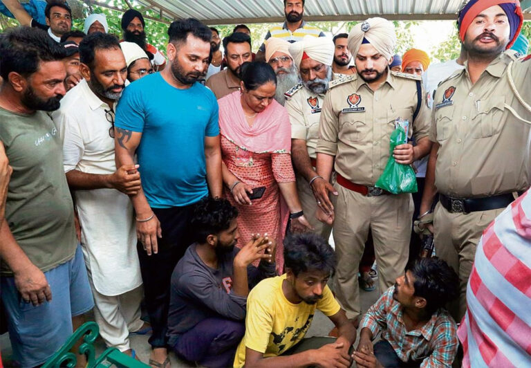 ‘ਚਿੱਟੇ’ ਦਾ ਕਾਲਾ ਧੰਦਾ ਕਰਨ ਵਾਲਾ ਪਿੰਡ ਮੰਡਿਆਣੀ ਦਾ ਸਾਰਾ ਟੱਬਰ ਜੇਲ੍ਹ ‘ਚ