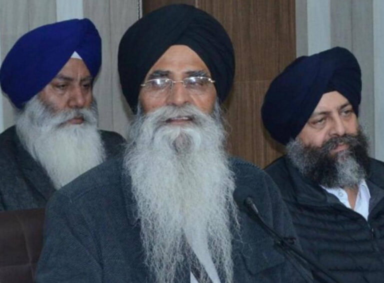 ਅੰਮ੍ਰਿਤਸਰ ਨੂੰ ਪਵਿੱਤਰ ਸ਼ਹਿਰ ਦੇ ਦਰਜੇ ਦਾ ਨੋਟੀਫਿਕੇਸ਼ਨ ਜਾਰੀ ਕਰਨ ਦੀ ਮੰਗ