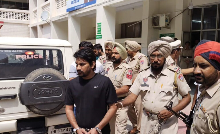 ਸਿੱਧੂ ਮੂਸੇਵਾਲਾ ਕਤਲ ਕਾਂਡ ‘ਚ ਇਕ ਲੀਡਰ ਦਾ ਨਾਂ ਬੋਲਿਆ, ਦੋ ਹੋਰ ਨੌਜਵਾਨ ਗ੍ਰਿਫ਼ਤਾਰ