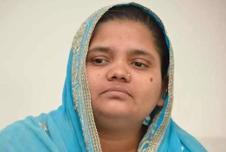 ਬਿਲਕੀਸ ਬਾਨੋ ਰੇਪ ਕੇਸ: ‘ਚੰਗੇ ਵਤੀਰੇ’ ਵਾਲੇ ‘ਤੇ ਪੈਰੋਲ ਦੌਰਾਨ ਬਲਾਤਕਾਰ ਦਾ ਦੋਸ਼