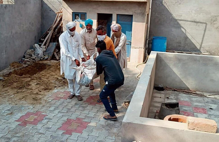 ਕਤਲ ਤੋਂ ਬਾਅਦ ਟੋਆ ਪੁੱਟ ਕੇ ਪਤੀ ਦੀ ਕਾਸ਼ ਘਰ ‘ਚ ਹੀ ਦੱਬੀ, ਮਾਂ-ਪੁੱਤ ਕਾਬੂ