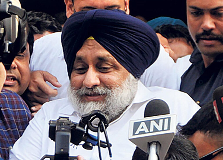 ਗ੍ਰਿਫ਼ਤਾਰੀ ਦੇ ਡਰੋਂ ਅਦਾਲਤ ‘ਚ ਪੇਸ਼ ਹੋਏ ਸੁਖਬੀਰ ਬਾਦਲ