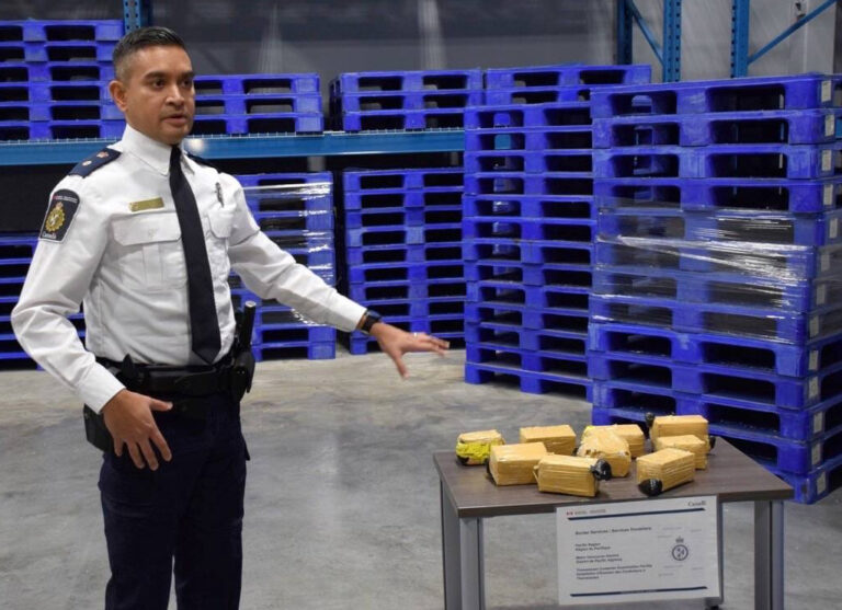 ਕੈਨੇਡਾ ‘ਚ ਅਫੀਮ ਦੀ ਵੱਡੀ ਖੇਪ ਬਰਾਮਦ, 2500 ਕਿਲੋਗ੍ਰਾਮ ਅਫੀਮ ਜ਼ਬਤ