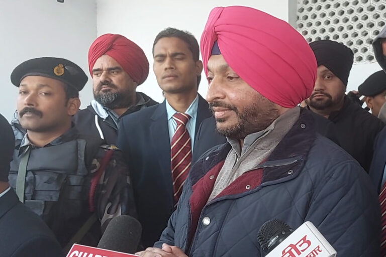 ਰਵਨੀਤ ਬਿੱਟੂ ਨੇ ਪੰਜਾਬ ‘ਚ ਅਮਨ ਕਾਨੂੰਨ ਦੀ ਸਥਿਤੀ ਹੋਰ ਵਿਗੜਨ ਦਾ ਖ਼ਦਸ਼ਾ ਜਤਾਇਆ