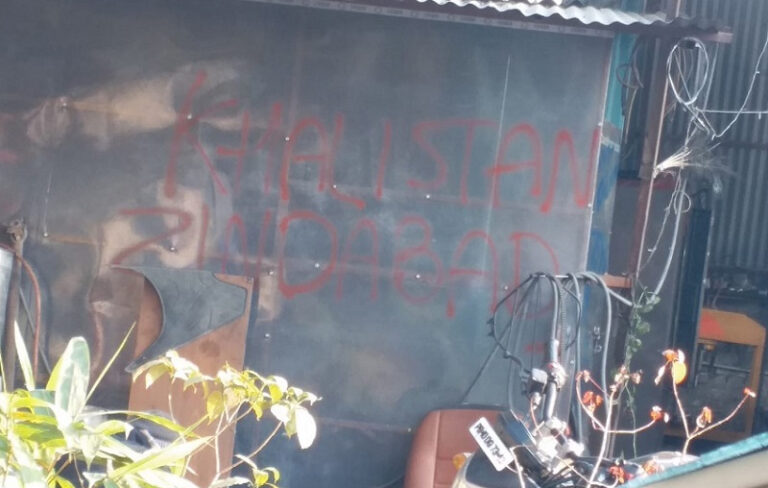 ਵਰਕਸ਼ਾਪ ਦੀ ਕੰਧ ਉੱਤੇ ‘ਖਾਲਿਸਤਾਨ ਜ਼ਿੰਦਾਬਾਦ’ ਲਿਖਣ ਕਾਰਨ ਪਰਚਾ ਦਰਜ, ਗ੍ਰਿਫ਼ਤਾਰ