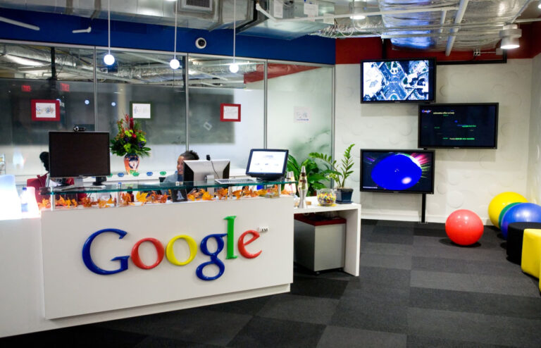 ਨੌਕਰੀਆਂ ਤੋਂ ਕੱਢੇ ਜਾਣ ‘ਤੇ ਰੁਜ਼ਗਾਰ ਲੱਭਣ ਲਈ ਸੰਘਰਸ਼ ਕਰ ਰਹੇ ਹਨ ਆਈ.ਟੀ. ਮਾਹਿਰ