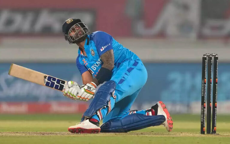 ਸੂਰਯਕੁਮਾਰ ਦੇ ਜ਼ਬਰਦਸਤ ਸੈਂਕੜੇ ਅਤੇ ਅਰਸ਼ਦੀਪ ਦੀ ਸ਼ਾਨਦਾਰ ਗੇਂਦਬਾਜ਼ੀ ਸਦਕਾ ਇੰਡੀਆ ਜੇਤੂ