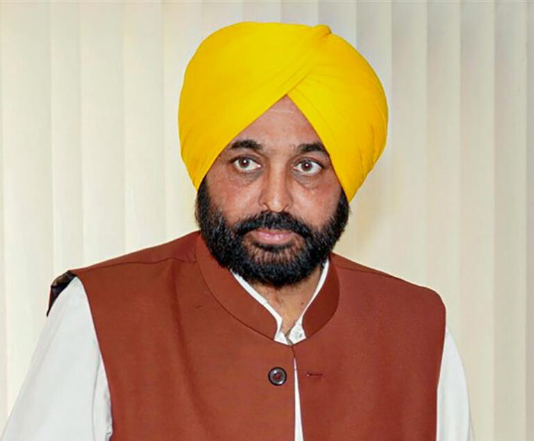 ਗੁਰੂ ਗ੍ਰੰਥ ਸਾਹਿਬ ਨੂੰ ‘ਢਾਲ’ ਬਣਾਉਣ ਵਾਲੇ ਪੰਜਾਬ ਦੇ ‘ਵਾਰਿਸ’ ਨਹੀਂ ਹੋ ਸਕਦੇ