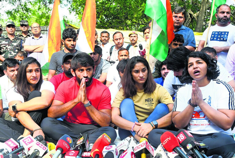 ਬ੍ਰਿਜ ਭੂਸ਼ਣ ‘ਤੇ ਕਾਰਵਾਈ ਲਈ ਮੁੜ ਜੰਤਰ ਮੰਤਰ ਧਰਨੇ ‘ਤੇ ਪੁੱਜੇ ਪਹਿਲਵਾਨ