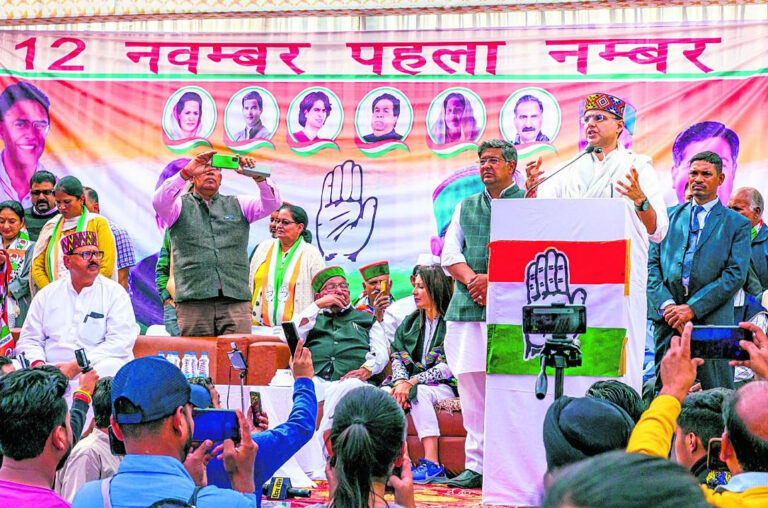 ਭ੍ਰਿਸ਼ਟਾਚਾਰ ਨੂੰ ਮੁੱਦਾ ਬਣਾ ਕੇ ਆਪਣੀ ਹੀ ਸਰਕਾਰ ਖ਼ਿਲਾਫ਼ ਭੁੱਖ ਹੜਤਾਲ ‘ਤੇ ਬੈਠੇ ਸਚਿਨ ਪਾਇਲਟ