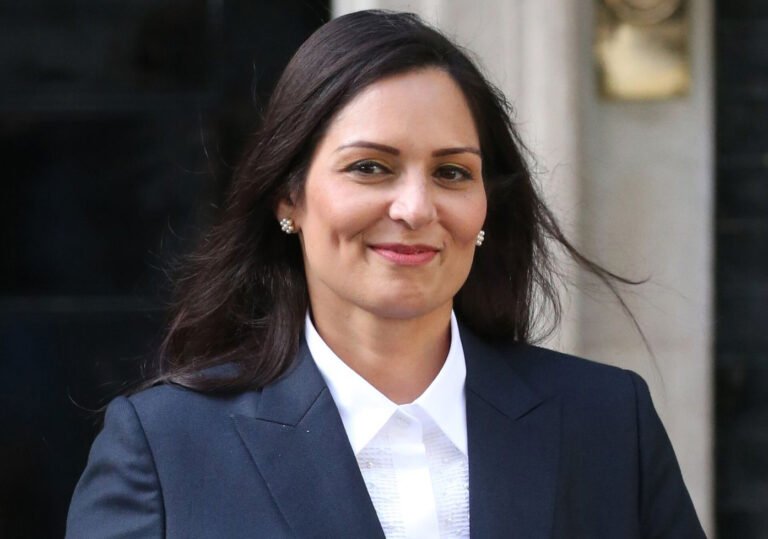 ਪ੍ਰੀਤੀ ਪਟੇਲ ਨੂੰ ‘ਟੁਕੜੇ’ ਕਰਨ ਦੀ ਧਮਕੀ ਦੇਣ ਵਾਲੇ ਨੂੰ ਪੰਜ ਮਹੀਨੇ ਜੇਲ੍ਹ ਦੀ ਸਜ਼ਾ