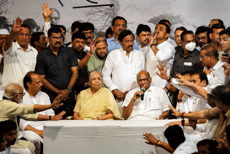 ਐੱਨ.ਸੀ.ਪੀ. ਦੇ ਪ੍ਰਧਾਨ ਸ਼ਰਦ ਪਵਾਰ ਅਸਤੀਫਾ ਵਾਪਸ ਲੈਣ ਬਾਰੇ ਕਰਨਗੇ ਵਿਚਾਰ